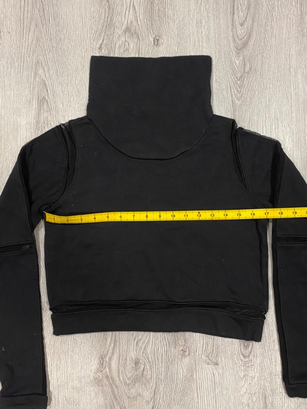 Alo Yoga Black Mesh Panel Cowl Neck Crop Sweatshirt XS - Picture 6 of 7